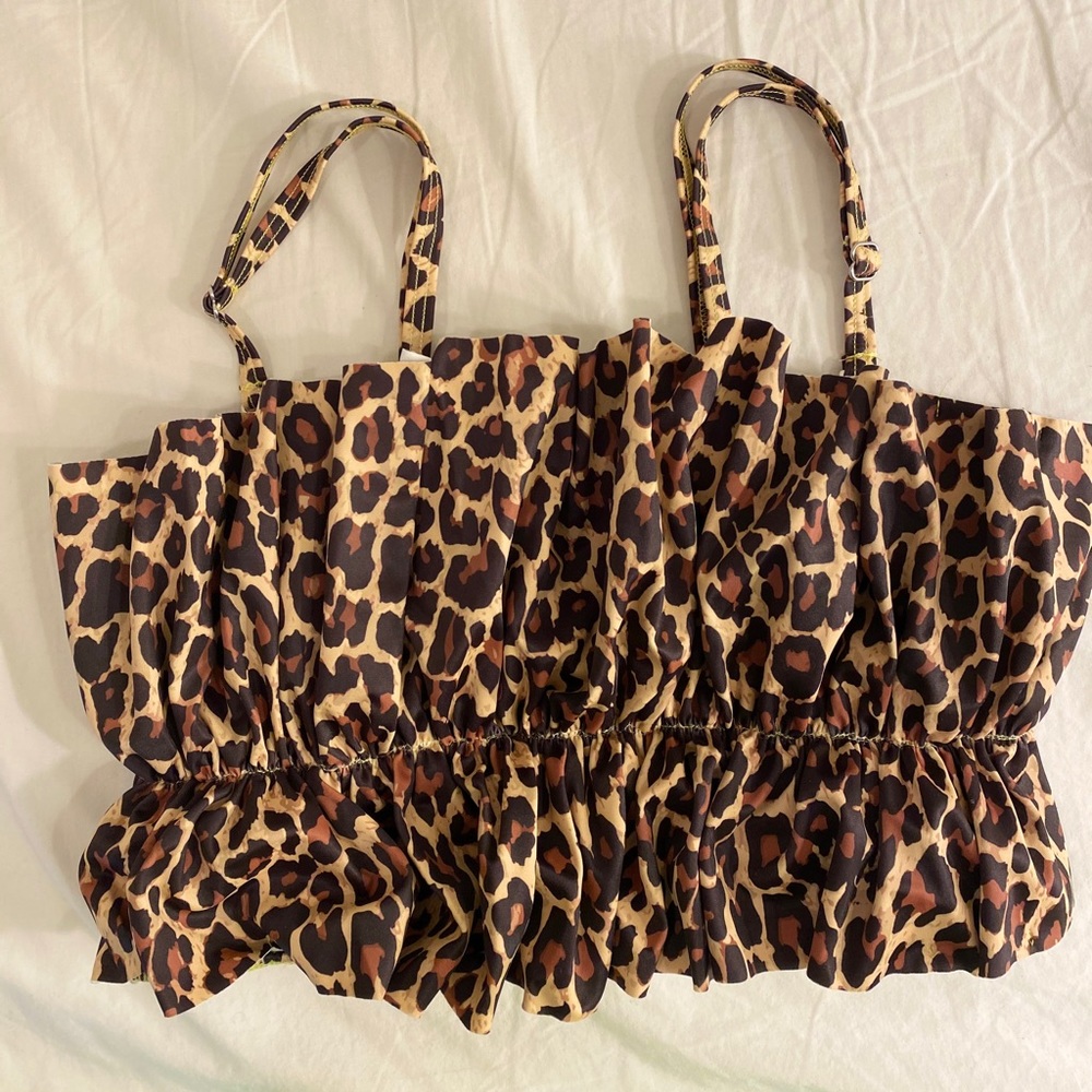 Kortni Jeane oversized ruffle top